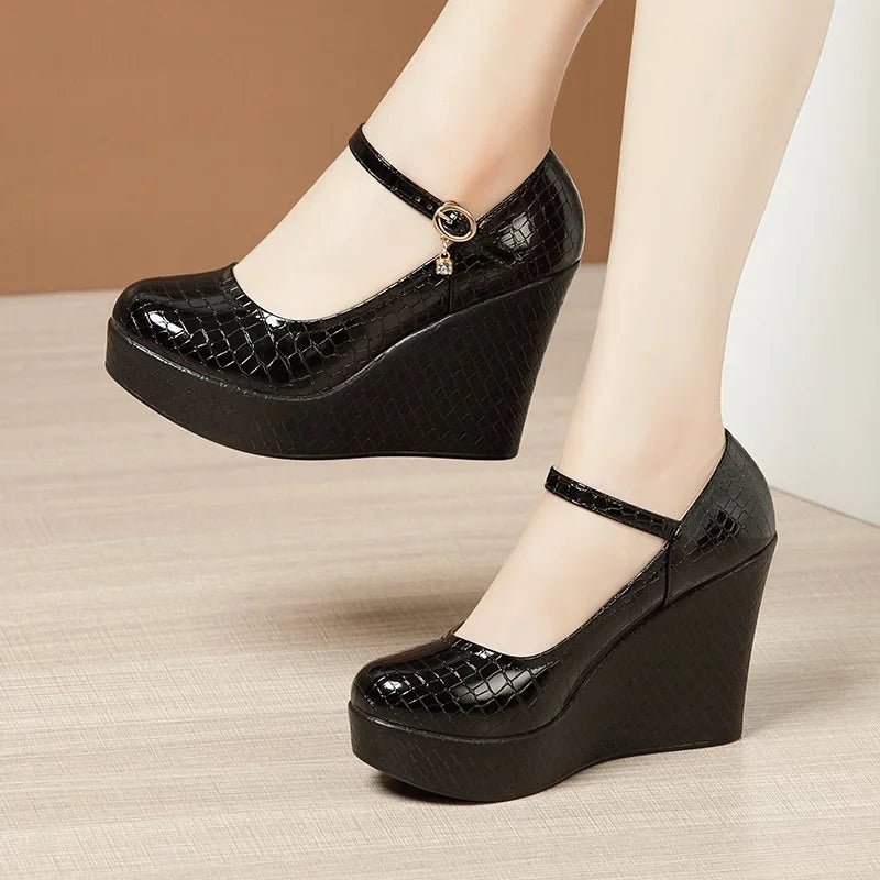 10cm Small Size 32 - 43 Patent Leather Shoes Thick Bottom Platform Wedges Shoes 2025 - Street Savage Culture10cm Small Size 32 - 43 Patent Leather Shoes Thick Bottom Platform Wedges Shoes 2025