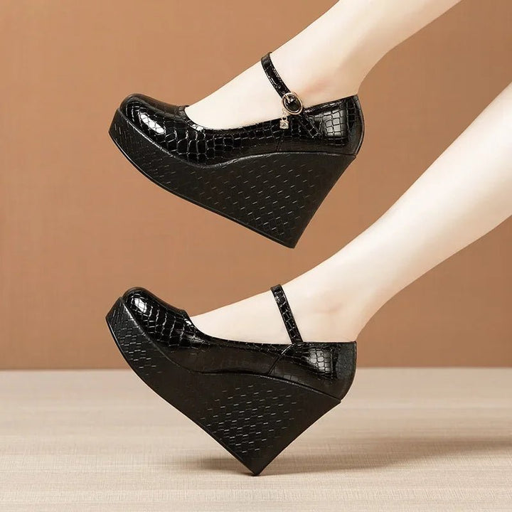 10cm Small Size 32 - 43 Patent Leather Shoes Thick Bottom Platform Wedges Shoes 2025 - Street Savage Culture10cm Small Size 32 - 43 Patent Leather Shoes Thick Bottom Platform Wedges Shoes 2025